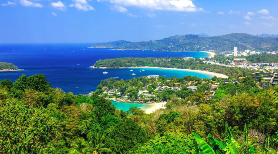 Nuestros servicios de alquiler de coches ofrecen una diversa selección de vehículos en La Ciudad De Phuket.